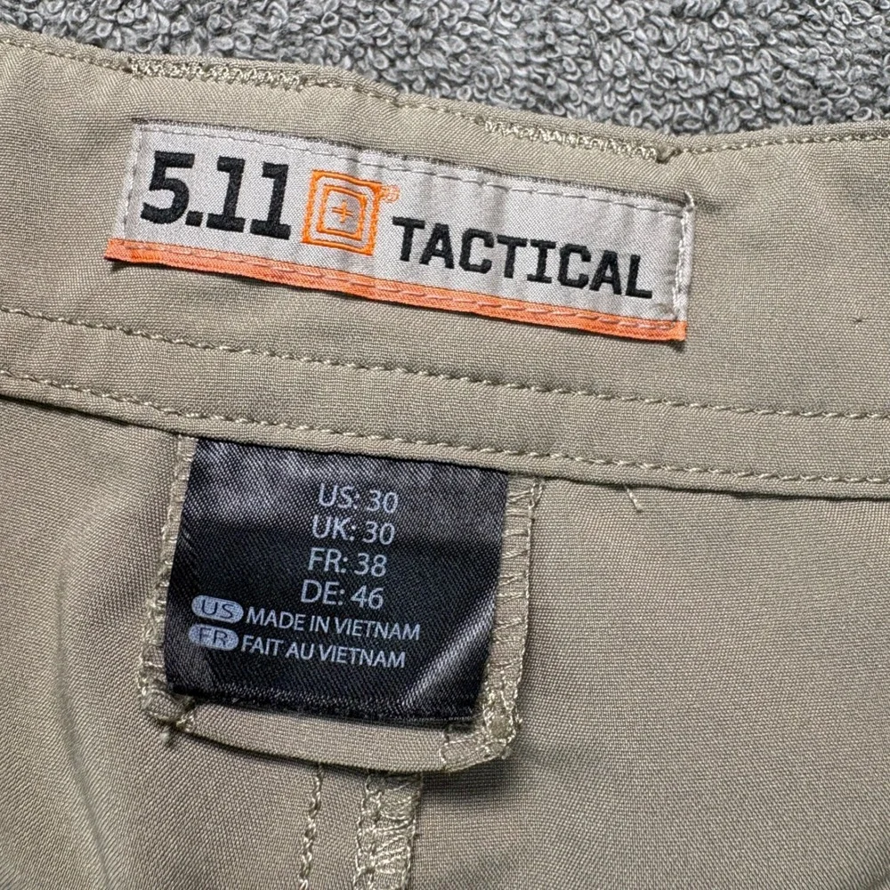 5.11 Tactical Shorts Mens Size 30 Tan Apex Cargo Performance Lightweight Utility